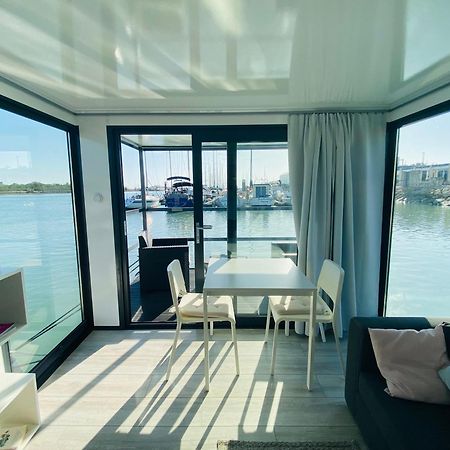 Houseboat Cadiz El Puerto - Casa Flotante Hotel เอลปูแอร์โต เด ซานตามาริอา ภายนอก รูปภาพ