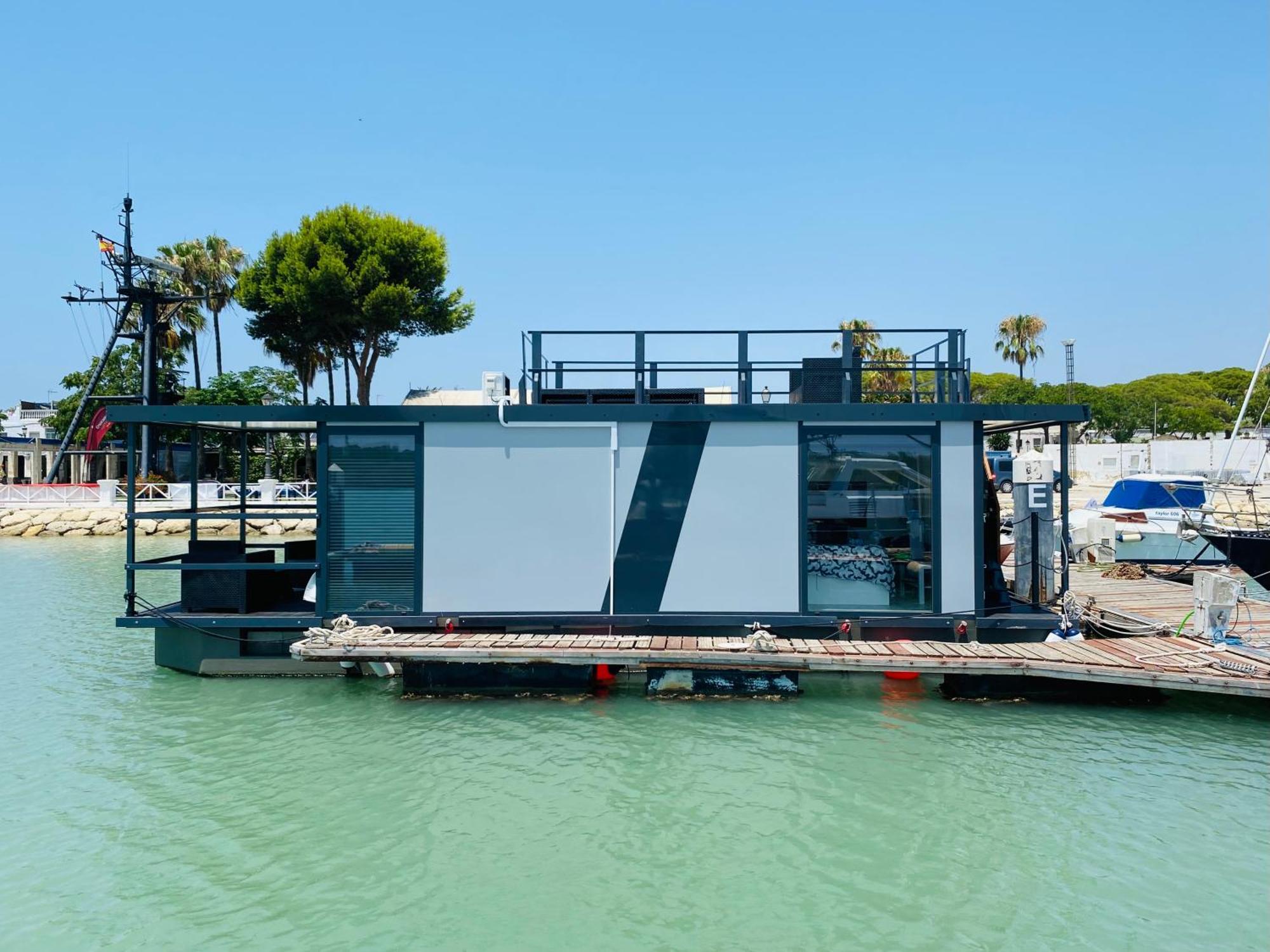 Houseboat Cadiz El Puerto - Casa Flotante Hotel เอลปูแอร์โต เด ซานตามาริอา ภายนอก รูปภาพ