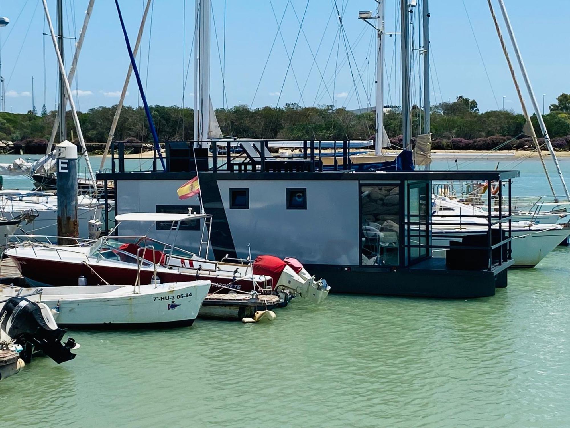 Houseboat Cadiz El Puerto - Casa Flotante Hotel เอลปูแอร์โต เด ซานตามาริอา ภายนอก รูปภาพ