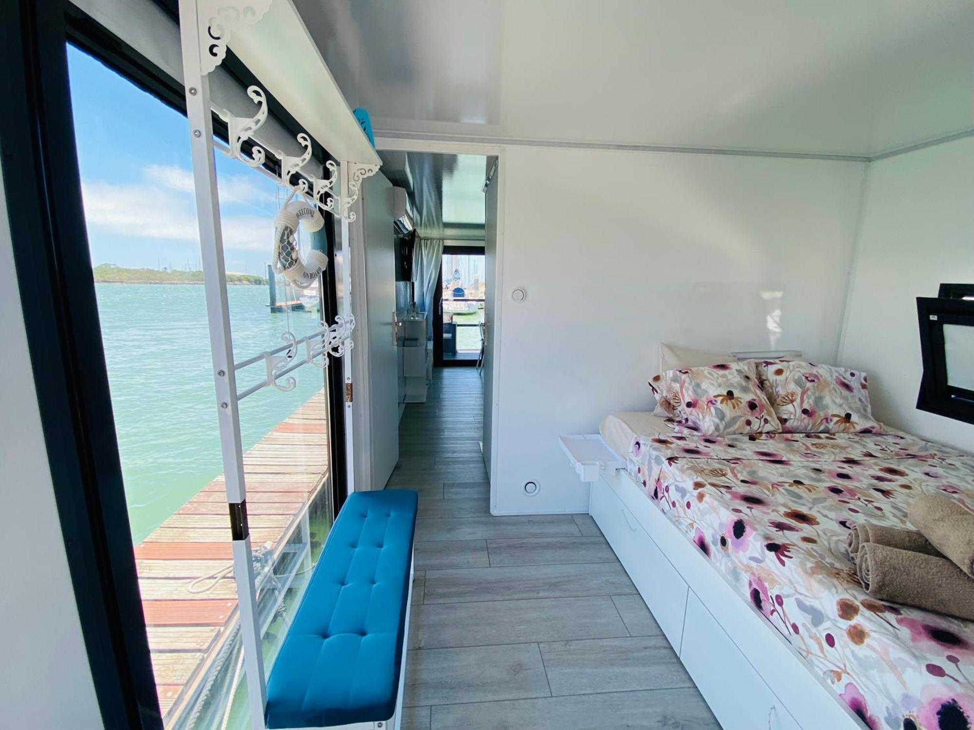 Houseboat Cadiz El Puerto - Casa Flotante Hotel เอลปูแอร์โต เด ซานตามาริอา ภายนอก รูปภาพ